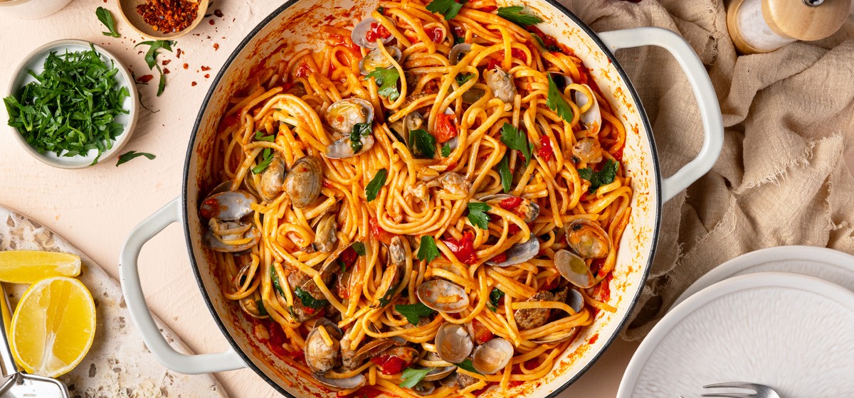 5-Ingredient Clam Linguine Recipe | SideChef