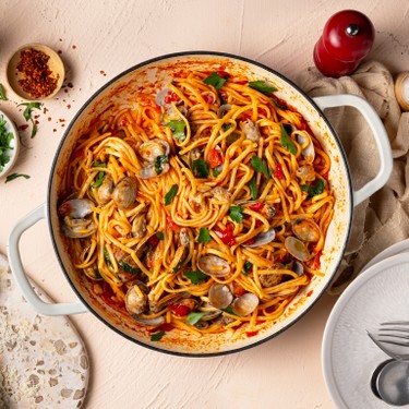 5-Ingredient Clam Linguine Recipe | SideChef
