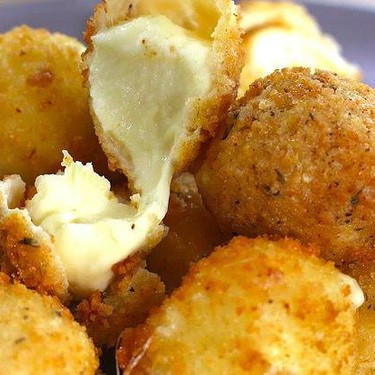 Spicy Cheese Bombs with Chili Mayo Recipe | SideChef