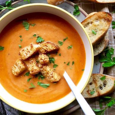 Creamy (or not) Roasted Tomato Soup Recipe | SideChef