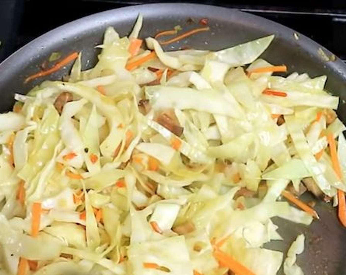 Flavorful Cabbage with Ham