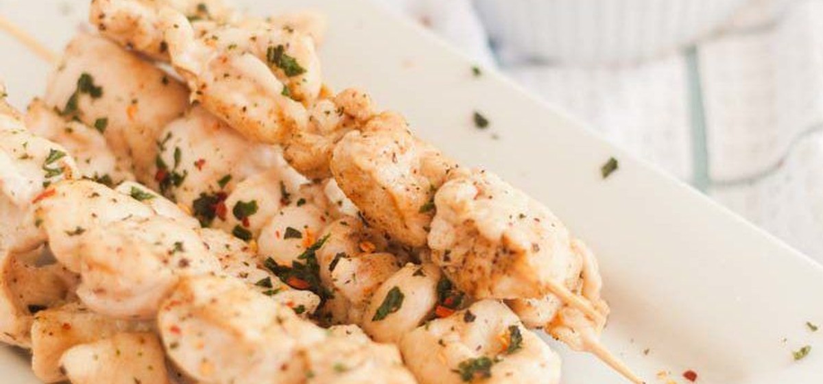 Microwave Chicken Skewers with Peanut Sauce Recipe | SideChef