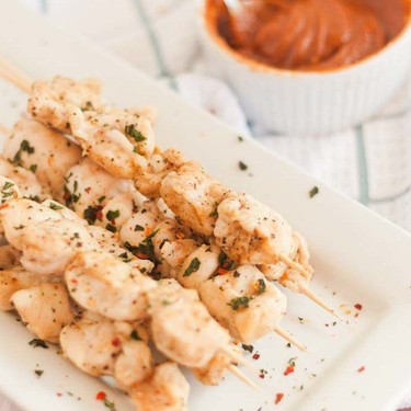 Microwave Chicken Skewers with Peanut Sauce Recipe | SideChef