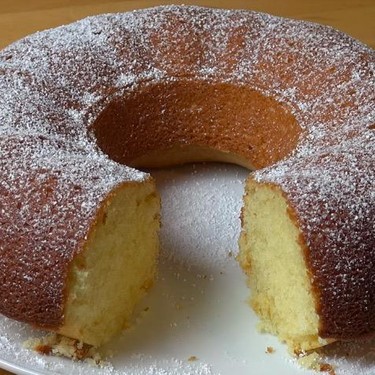 Vanilla Sour Cream Cake Recipe | SideChef