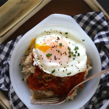 Red Eye Gravy Oatmeal with Fried Egg & Chorizo Recipe | SideChef