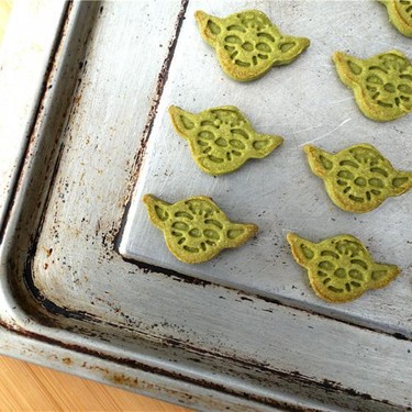 Yoda Matcha Sugar Cookies Recipe | SideChef