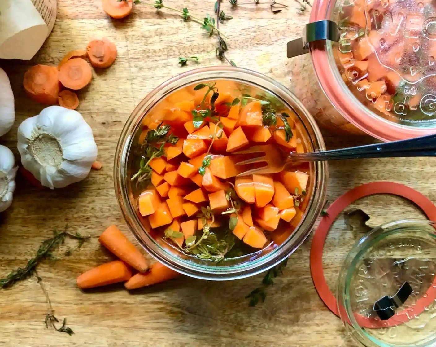 Quick and Easy Pickled Carrots