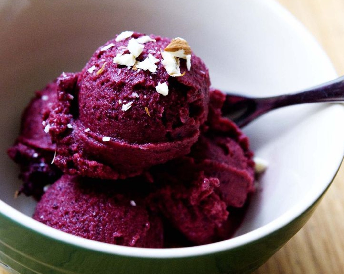 Blackberry Frozen Yogurt Ice Cream