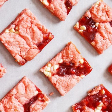 Strawberry Cake Mix Brownies Recipe | SideChef