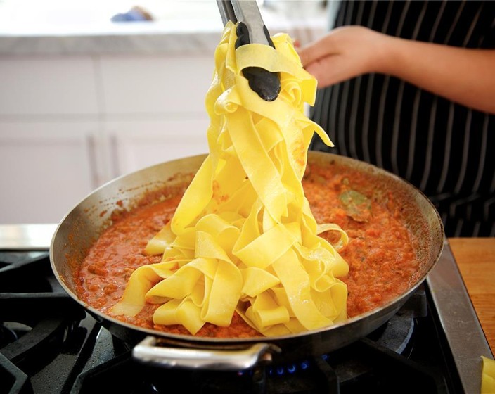 Veal Bolognese with Ricotta Garlic Toasts Recipe | SideChef