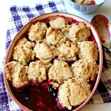 Rustic Bumble Berry Crumble Crisp Recipe | SideChef