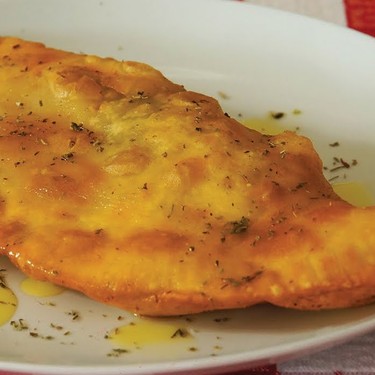 Fried Calzone with Ham and Mozzerella Recipe | SideChef