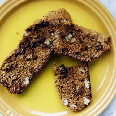 Fig and Walnut Biscotti Recipe | SideChef