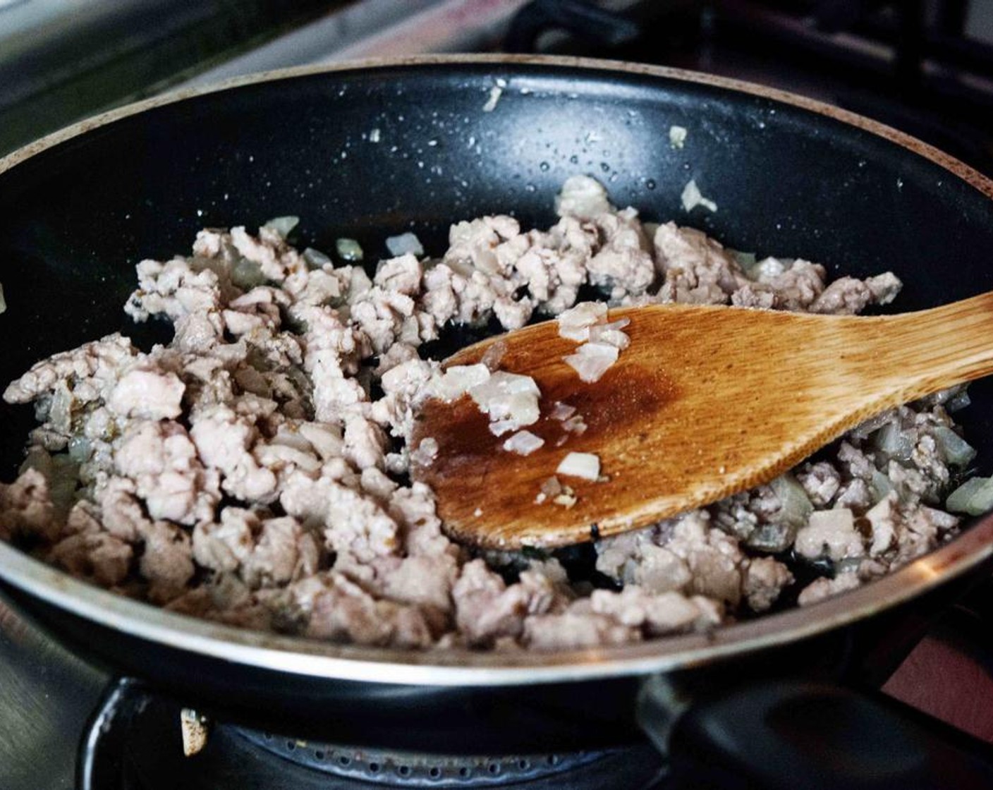 step 2 Add the 95/5 Lean Ground Pork (5.5 oz), season with Salt (to taste) and Ground Black Pepper (to taste), and cook on medium for 3 to 5 min or until meat is half cooked.
