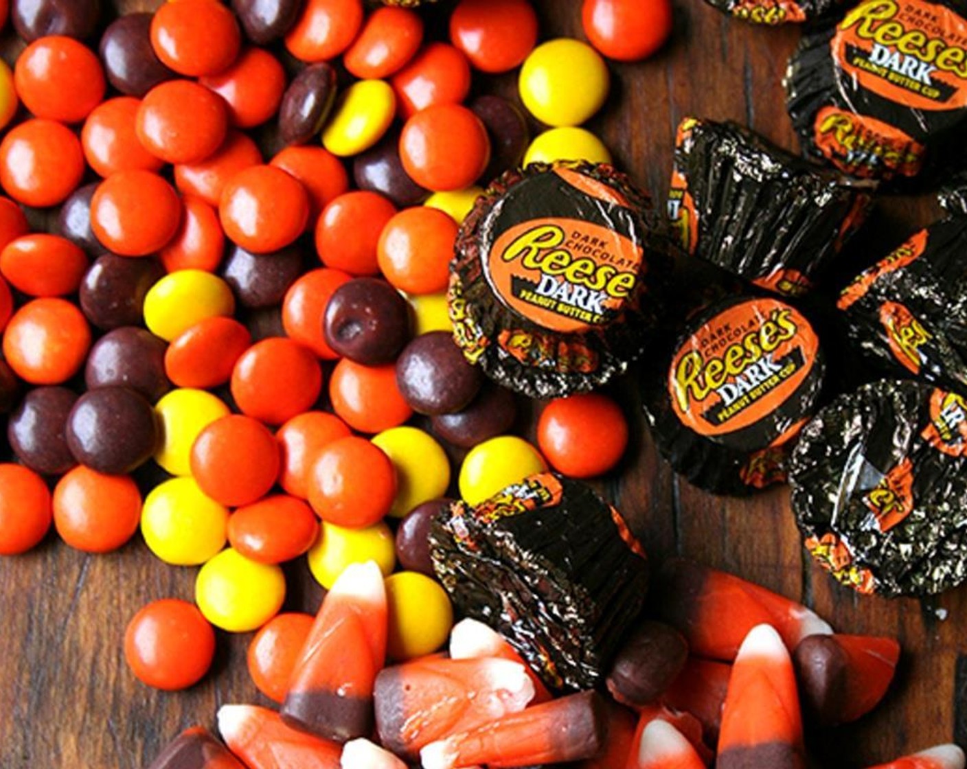 step 8 Immediately place a piece of Candy Corn (to taste) on top.