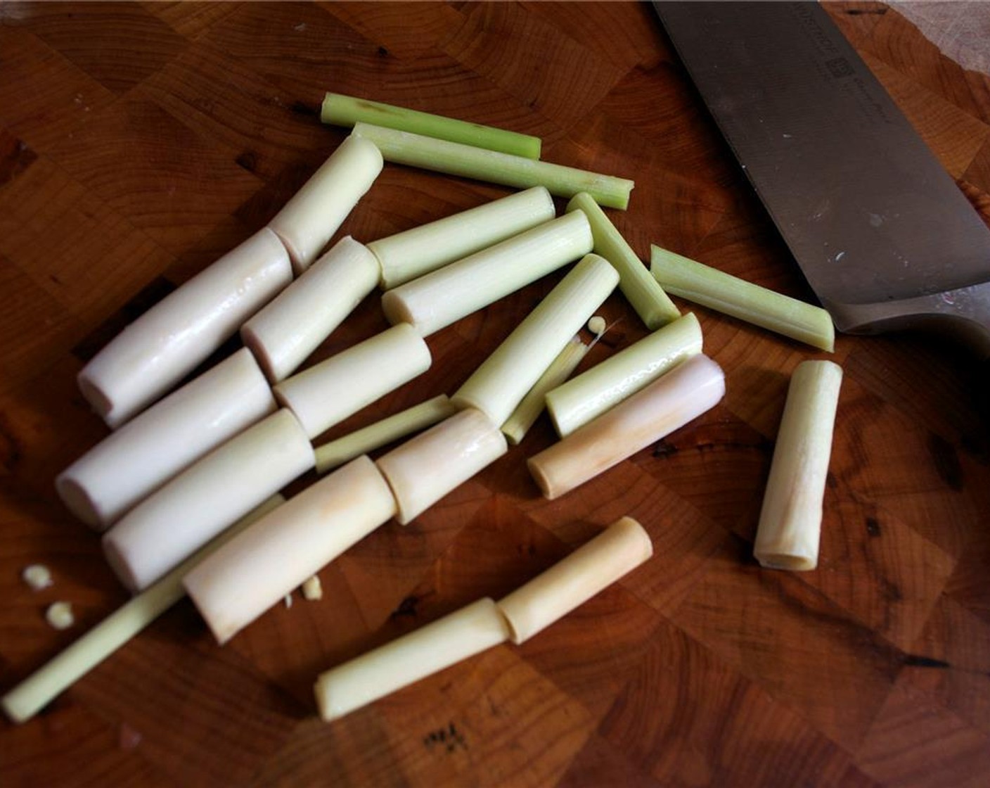 step 5 Chop the Lemongrass (2 stalks).