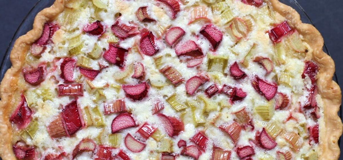 Rhubarb Custard Pie Recipe | SideChef