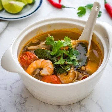 Quick and Easy Tom Yum Soup Recipe | SideChef