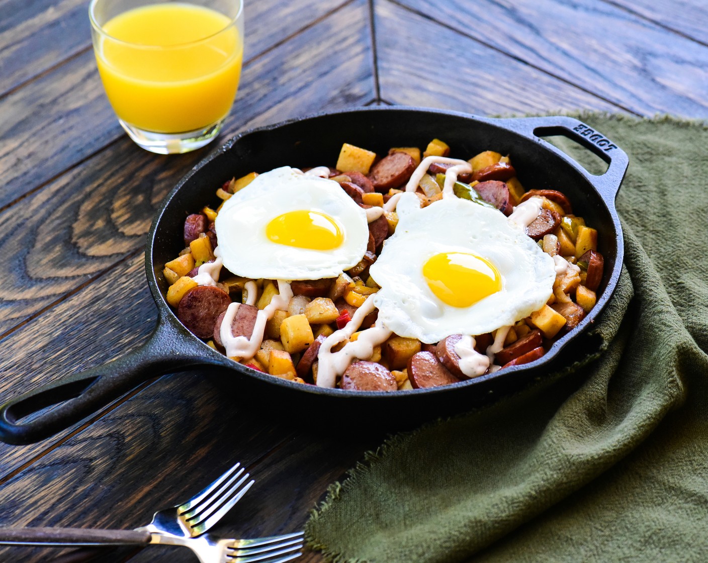 Turkey Breakfast Skillet with Chipotle Sauce