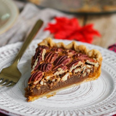 Praline Pecan Pie Recipe | SideChef