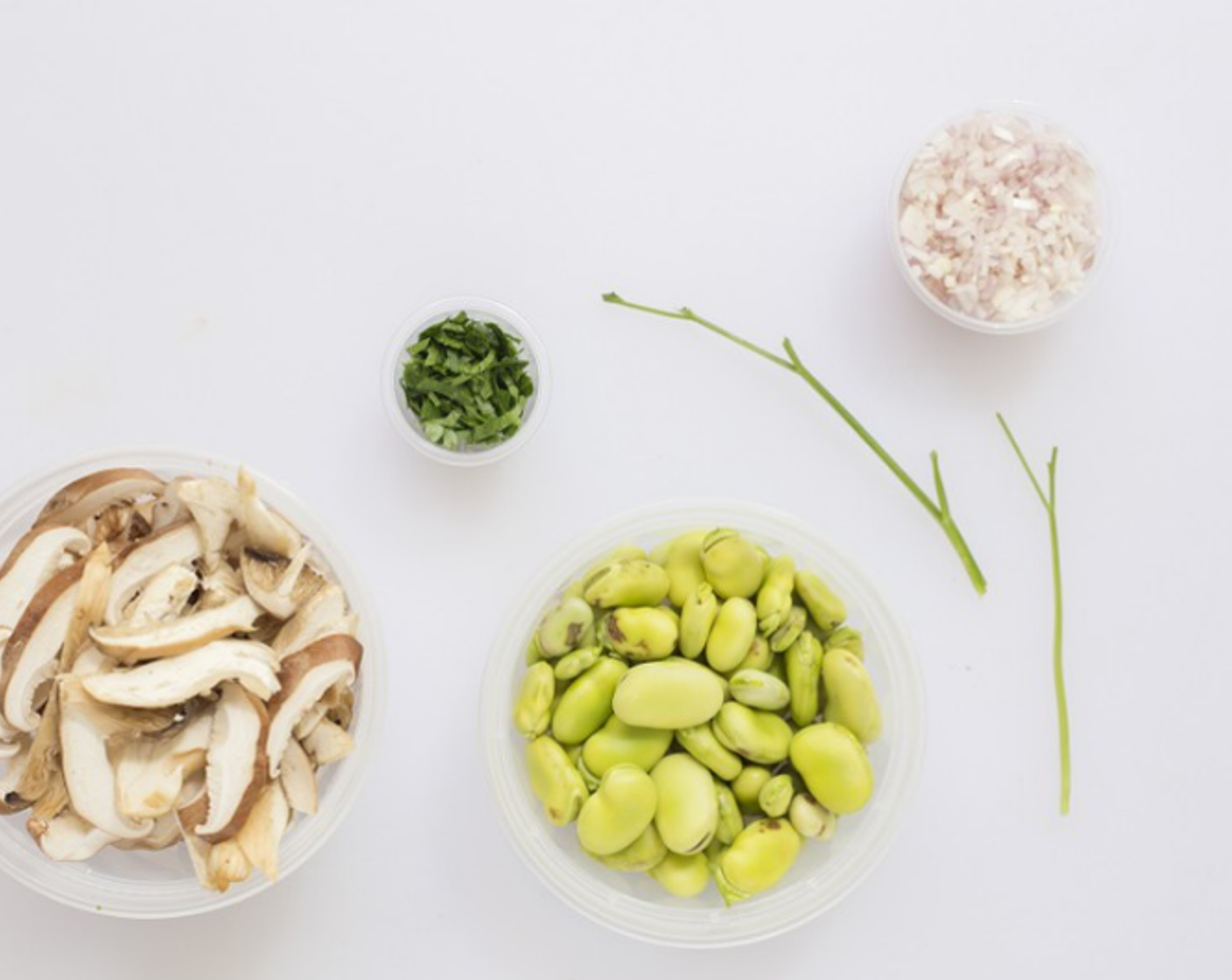 step 3 While you wait for the water to come to a boil prepare your mise en place: Peel and mince Shallots (to taste). Pick Fresh Parsley (to taste) leaves - save the stems for your broth, and finely chop leaves.