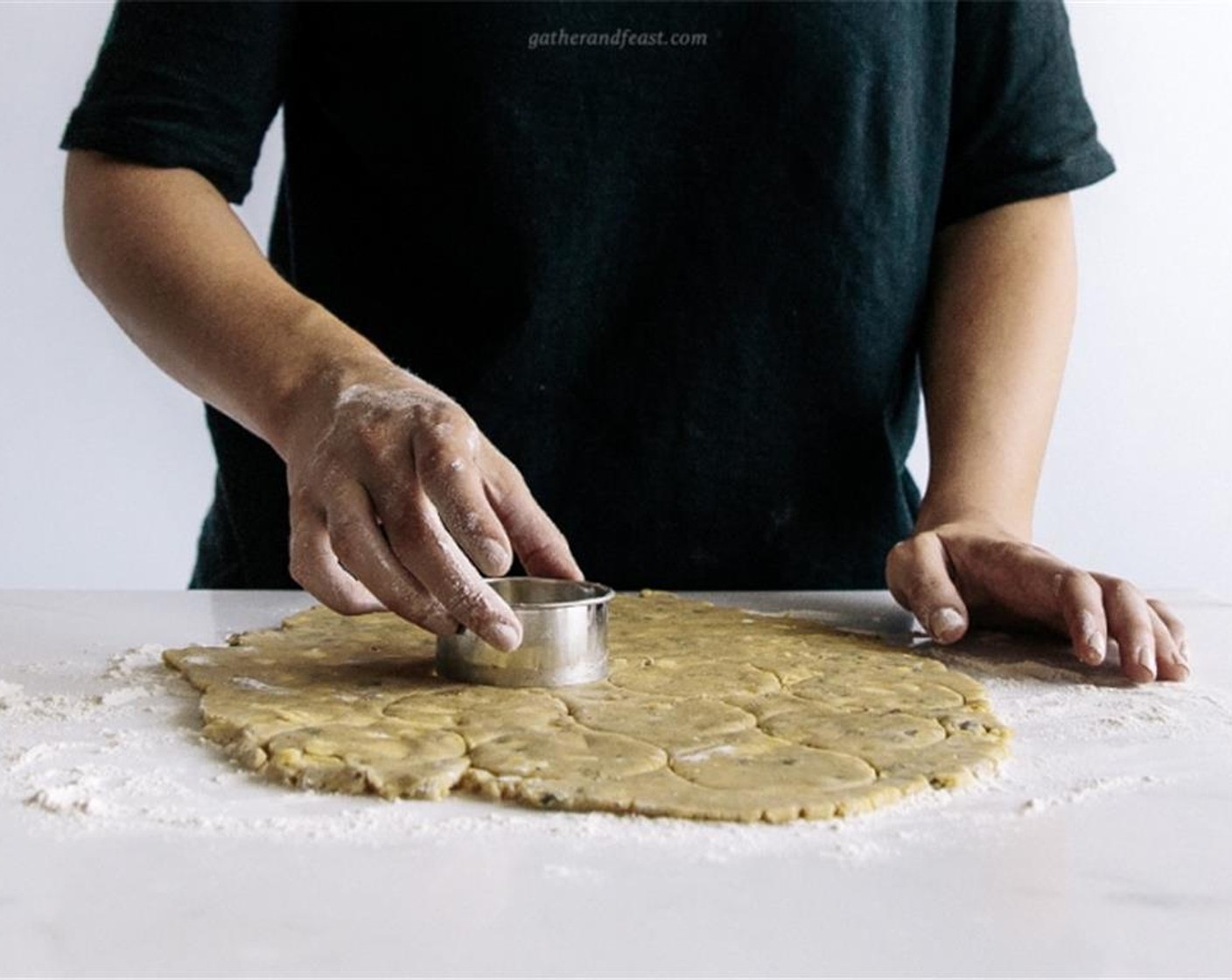 step 5 Using a rolling pin, roll the dough out until it’s about 1-centimeter thick, then cut the dough into 6-centimeter rounds using a cookie cutter.
