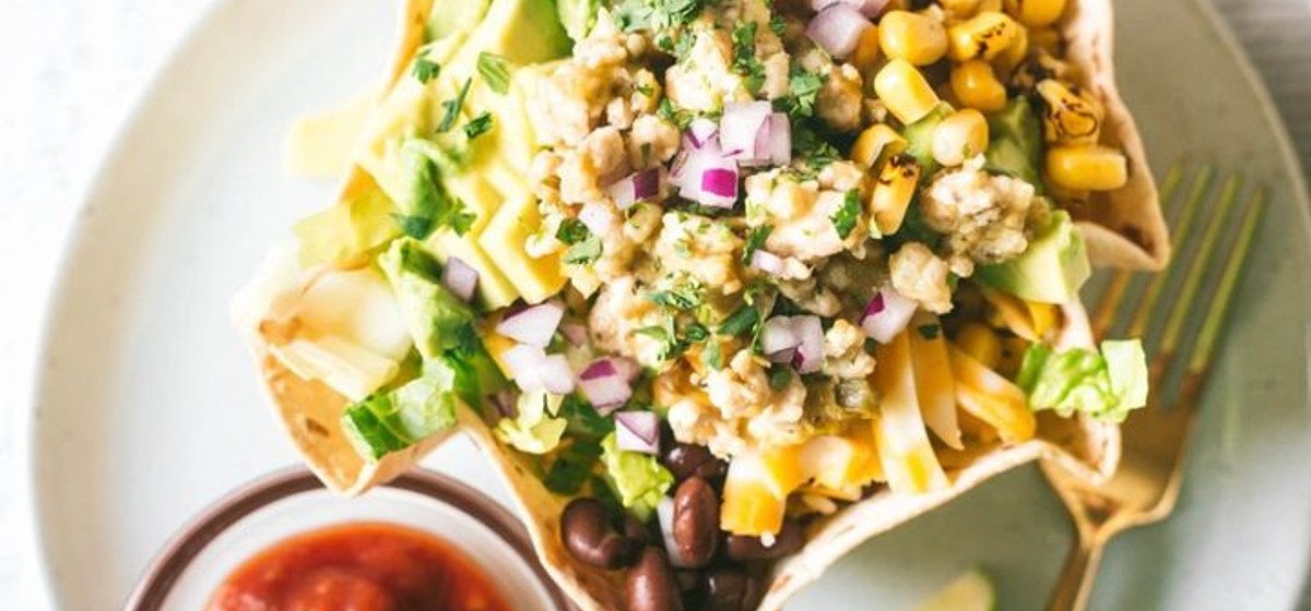 Salsa Verde Chicken Taco Salad Recipe | SideChef