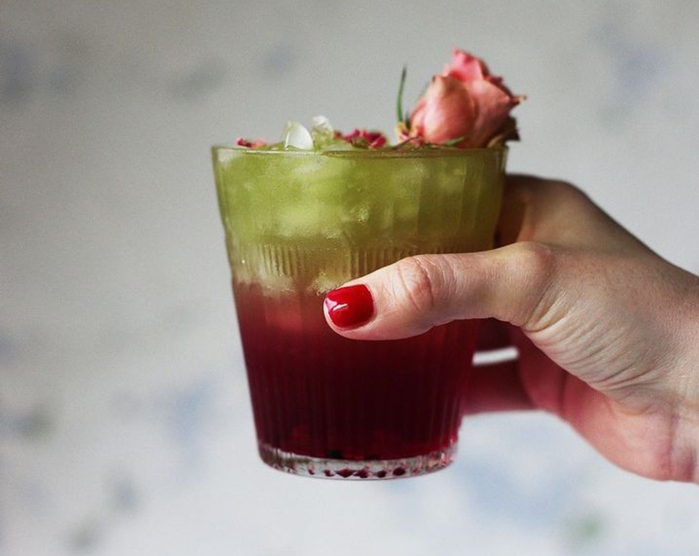 Refreshing Rose and Hibiscus Iced Green Tea