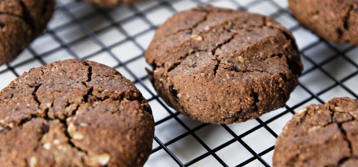 Dark Chocolate and Cherry Breakfast Cookies Recipe | SideChef