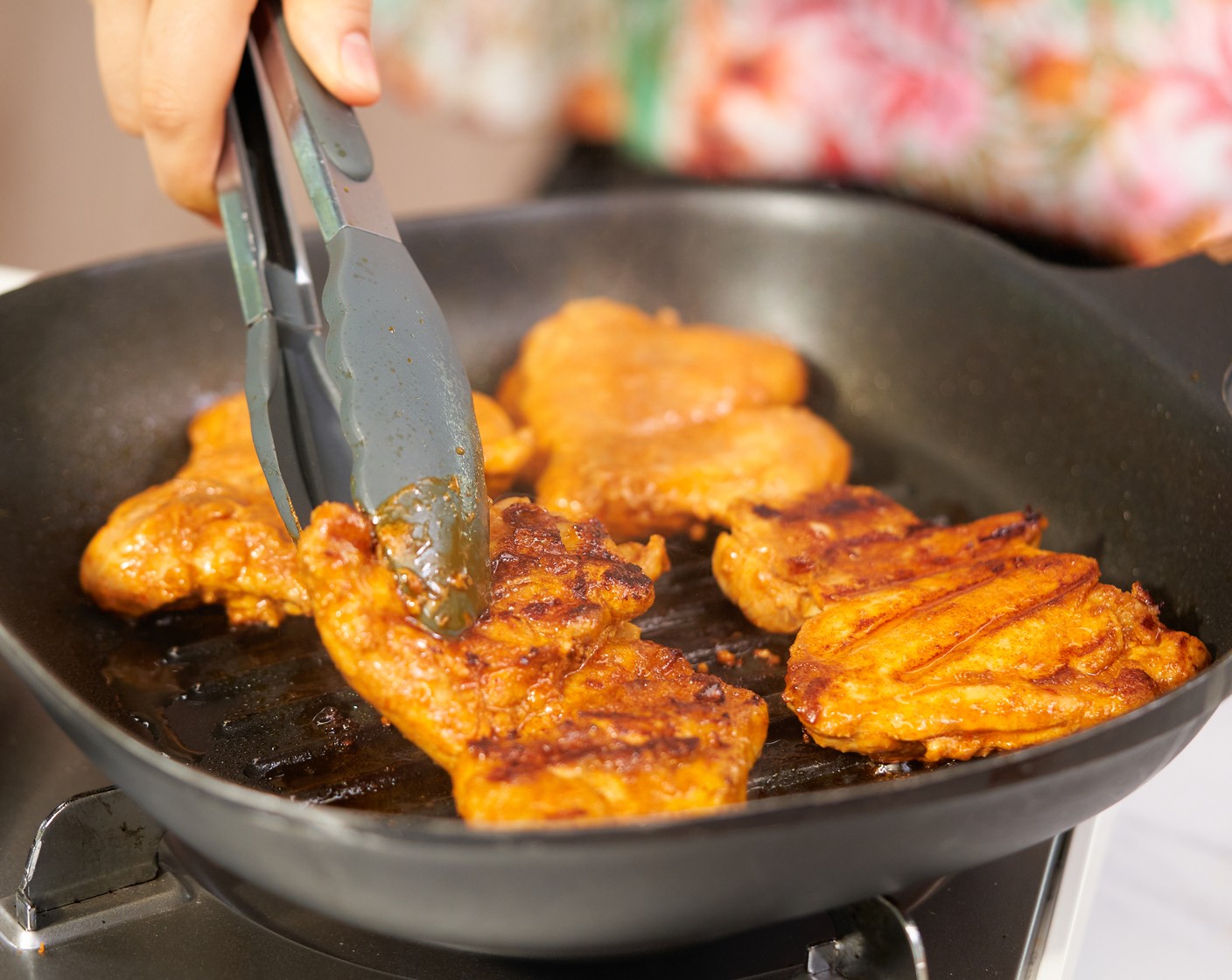 step 5 In a grill pan over medium-high heat, add Vegetable Oil (1/2 Tbsp). Once hot, cook the chicken for around 5 minutes on each side.
