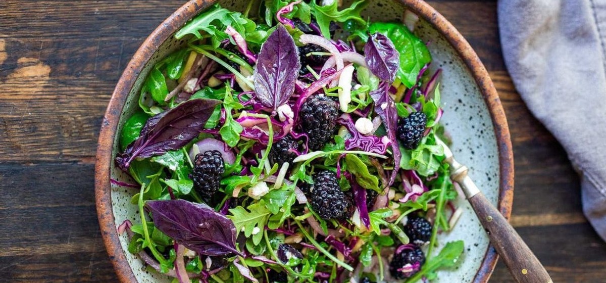 Blackberry Basil Salad Recipe | SideChef