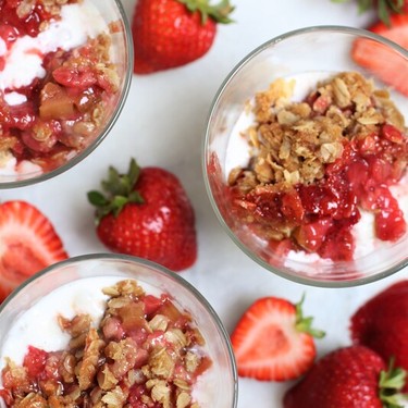 Strawberry Rhubarb Crisp Recipe | SideChef