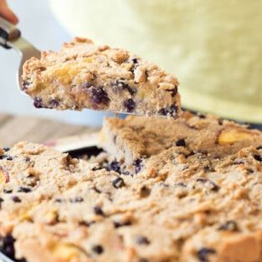 Gluten-Free Peach and Wild Blueberry Cake Recipe | SideChef