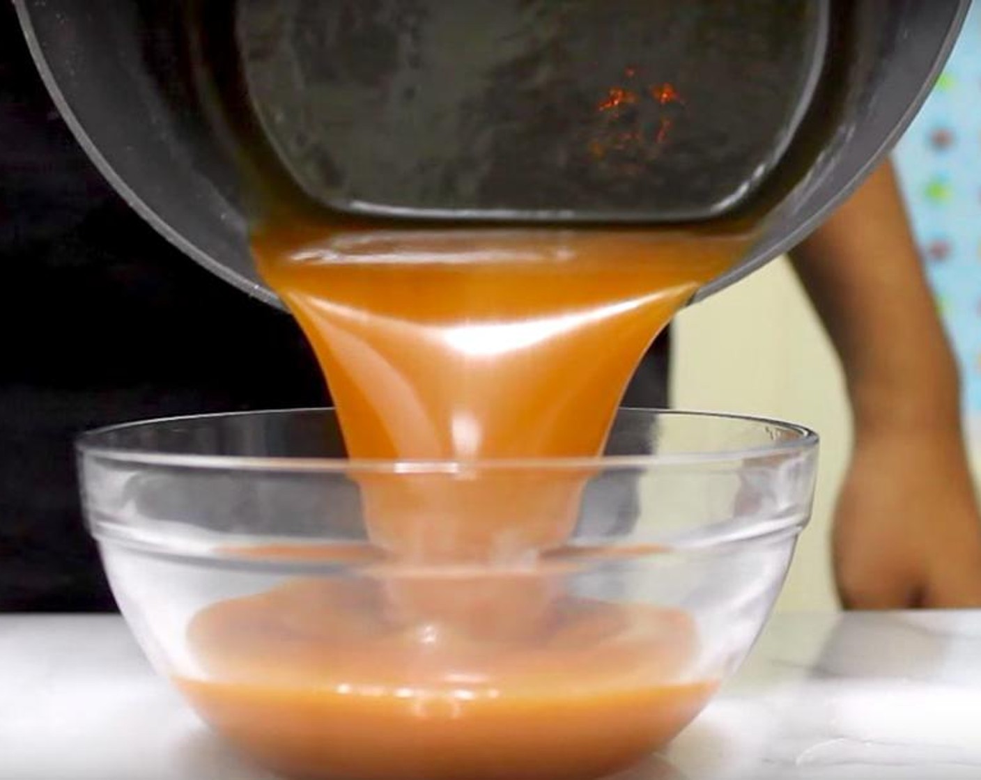 step 6 Transfer caramel sauce into a heat resistant container and allow to cool completely. Serve and enjoy!