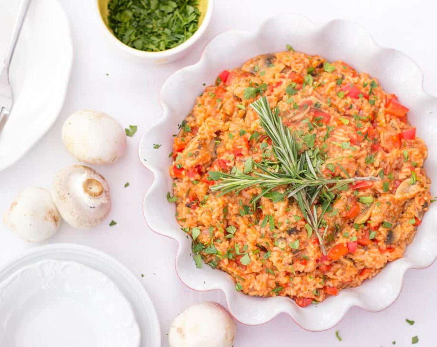 step 6 Divide between serving bowls and scatter with Fresh Parsley (to taste) if you'd like.