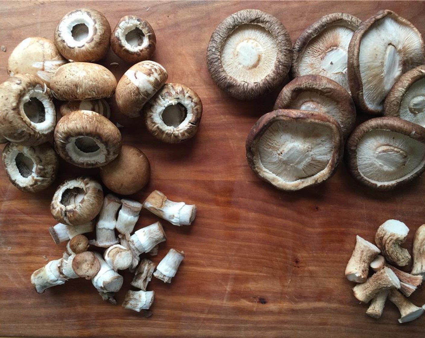 step 3 Clean the Shiitake Mushrooms (2 1/3 cups) and Cremini Mushroom (1/2). Remove the stems.