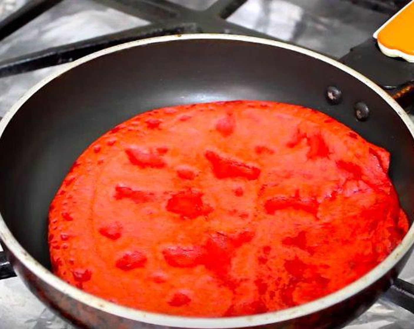 step 2 Take an 8 inch pan and spray with cooking oil. Add a quarter cup of batter at a time and tilt around for one minutes. Use a spatula to flip the crepe and cook for 30 seconds. Repeat with the rest.