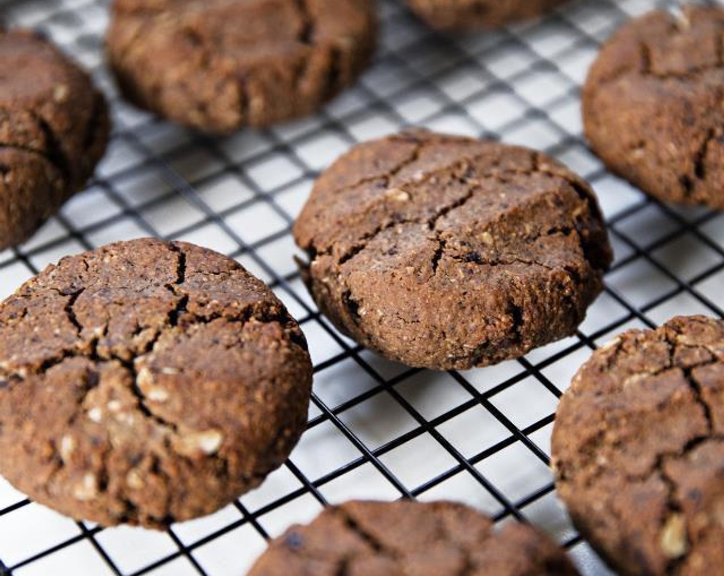 step 6 Bake for between 10 to 15 minutes, until lightly golden and cracked. Transfer to a wire cooling rack. Serve and enjoy!