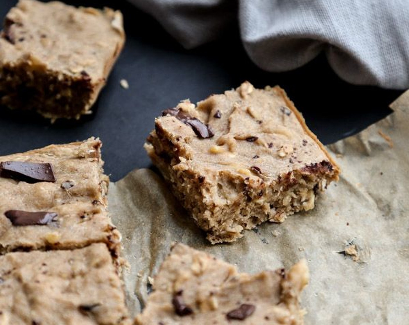 Healthy Peanut Butter Banana Oatmeal Bars