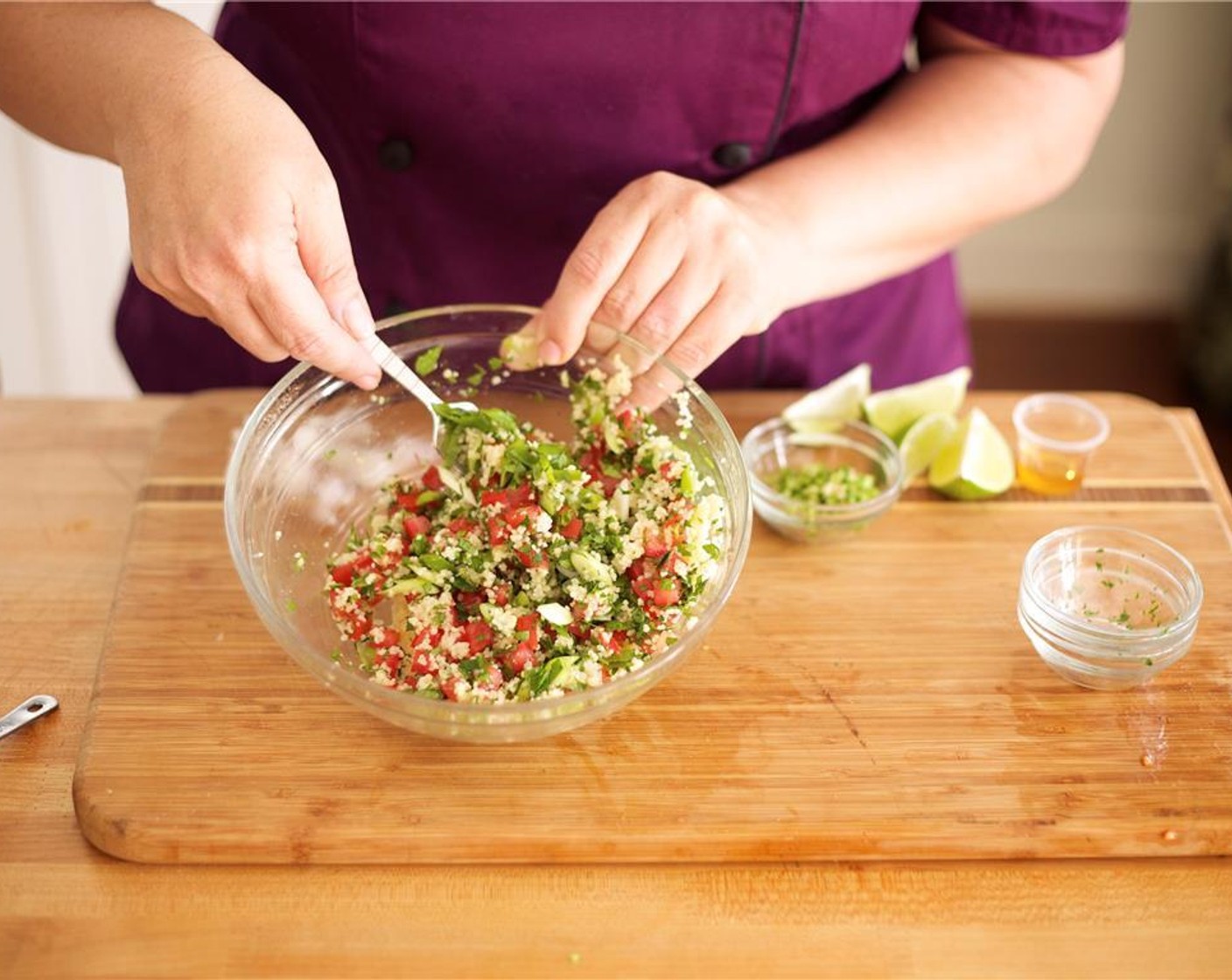 step 7 Thinly slice two of the Scallion (1 bunch) and add to tomato mixture.