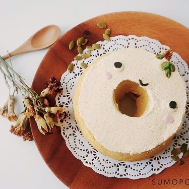 Pumpkin Chiffon Cake Recipe | SideChef