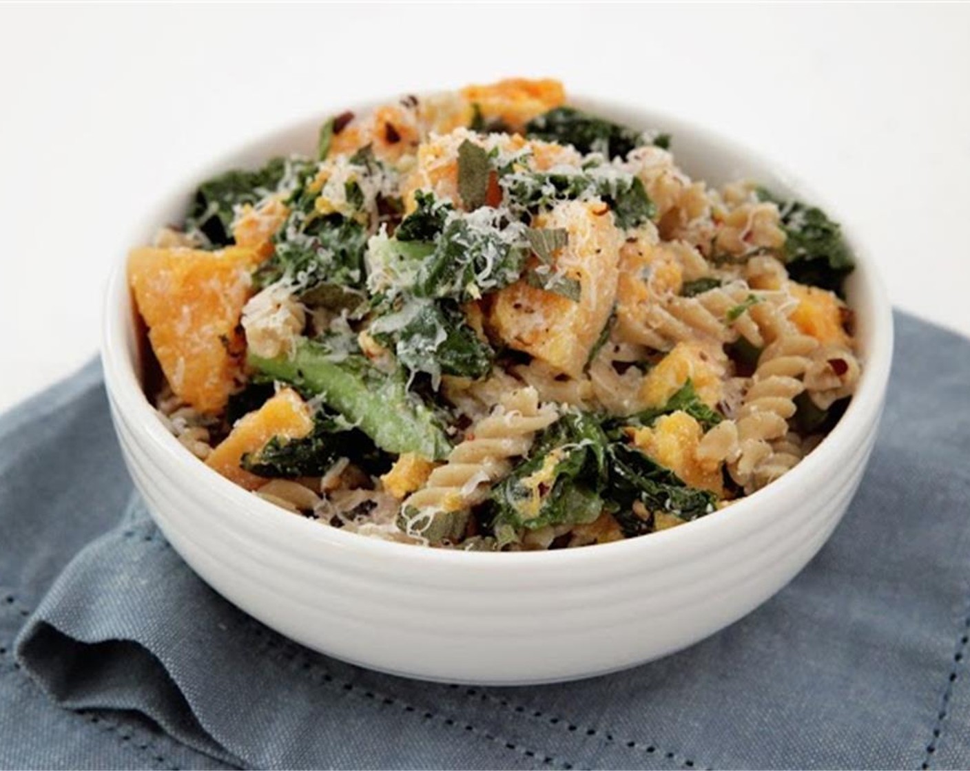 step 8 Divide the pasta between the plates, then top with fried sage leaves and parmesan cheese. Enjoy!