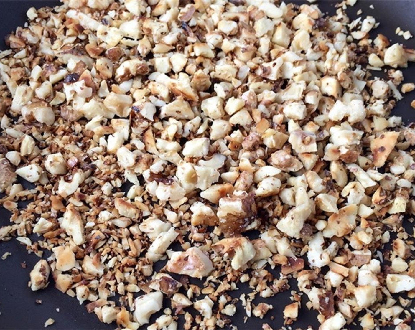 step 1 Toast the Walnut (1/4 cup) in a pan over medium heat until warm and fragrant, careful not to burn them. Then set aside.