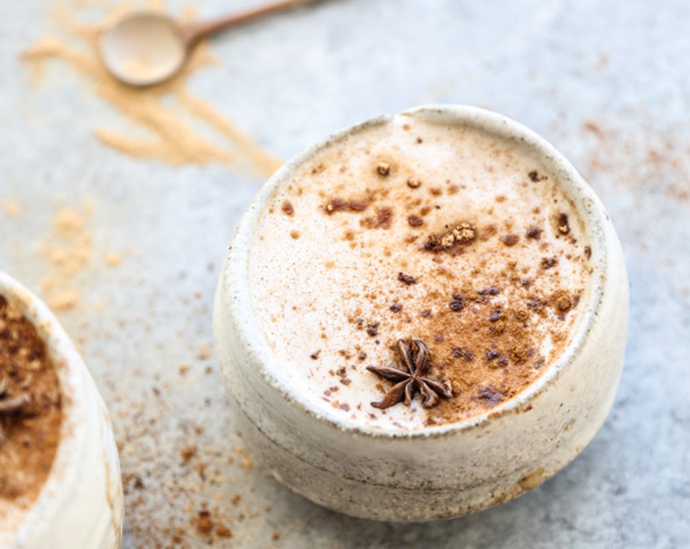 Caffeine-Free Spiced Chai Tea Lattes