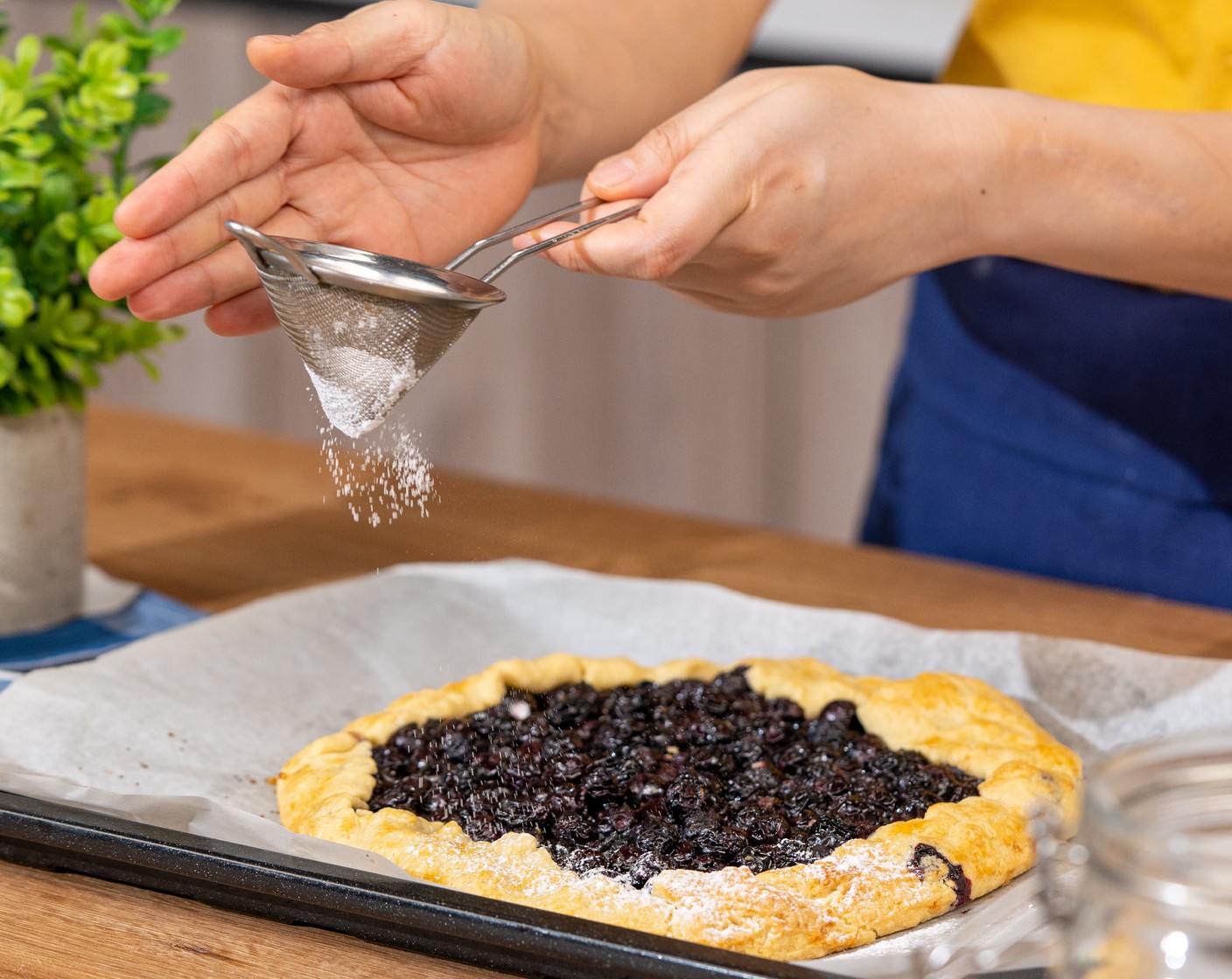 step 11 Dust with Powdered Confectioners Sugar (to taste) and optionally garnish with Fresh Mint (to taste). Serve warm.