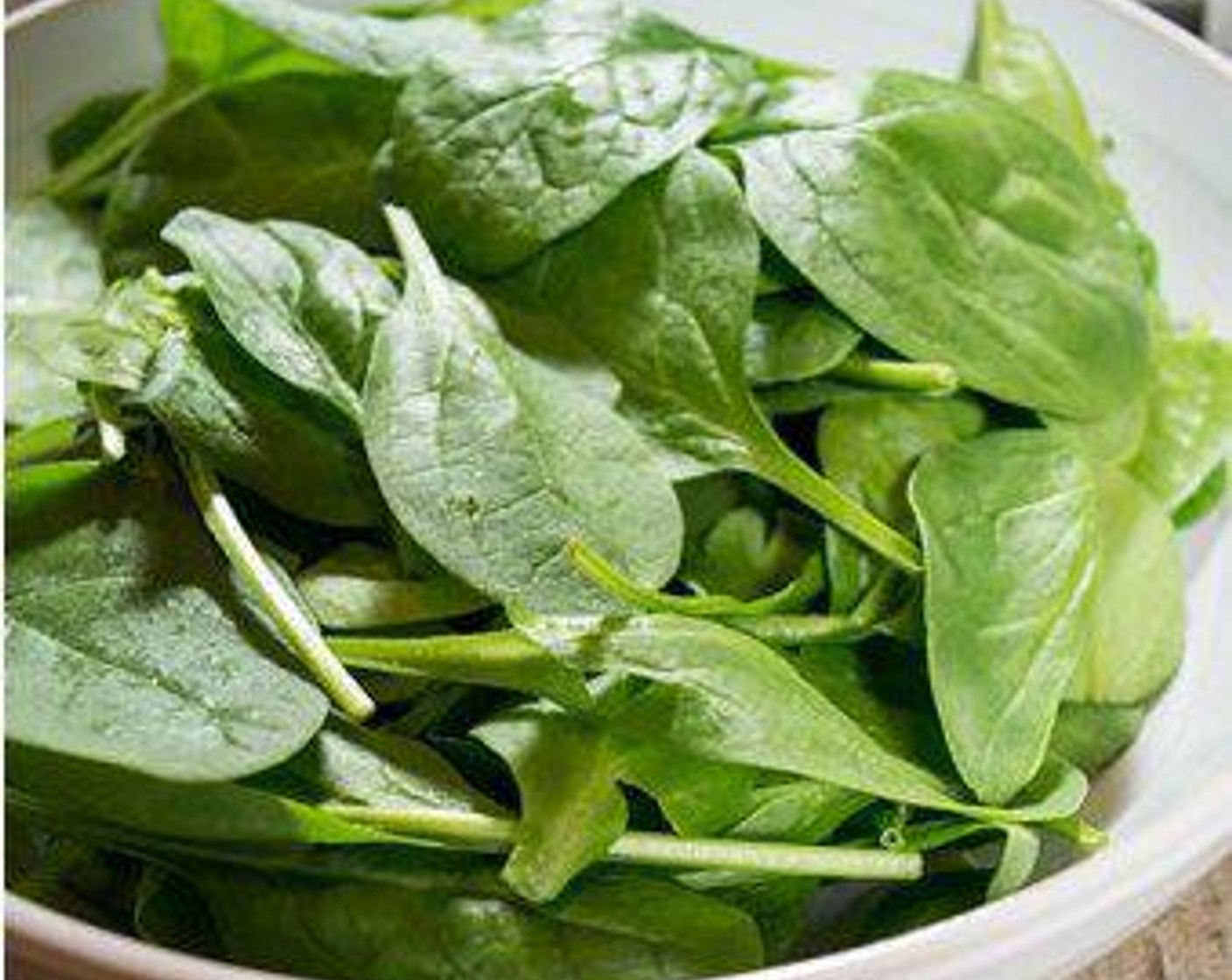 step 2 Add Fresh Baby Spinach (5 cups) to a large bowl.