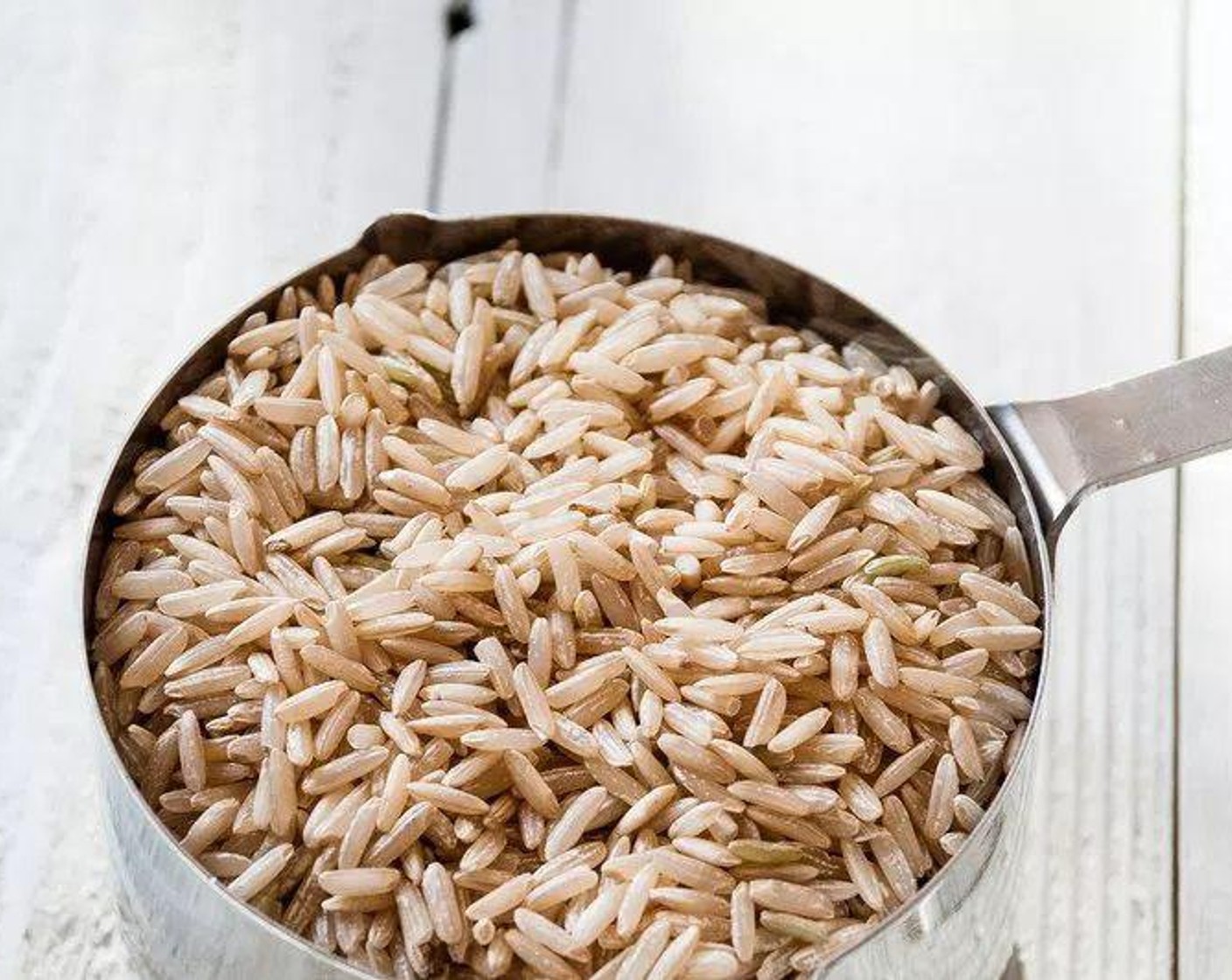 step 1 Combine Mahatma® 100% Whole Grain Brown Rice (1 cup), Chicken Stock (1 cup), and Water (1 cup) in a medium pot. Bring to a boil and let simmer for 30 minutes or until water is absorbed and rice is tender.
