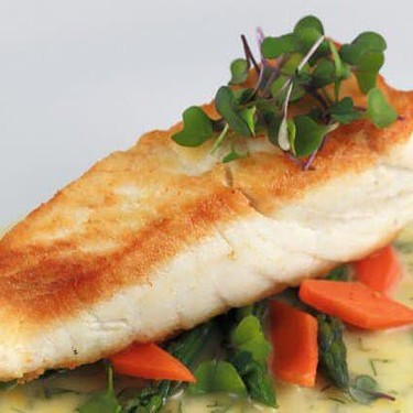 Pan Seared Halibut with Lemon Dill Sauce Recipe | SideChef