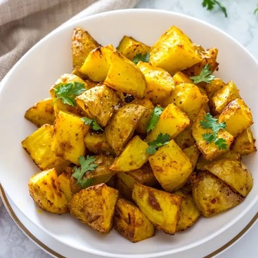 Roasted Thai Yellow Curry Potatoes Recipe | SideChef