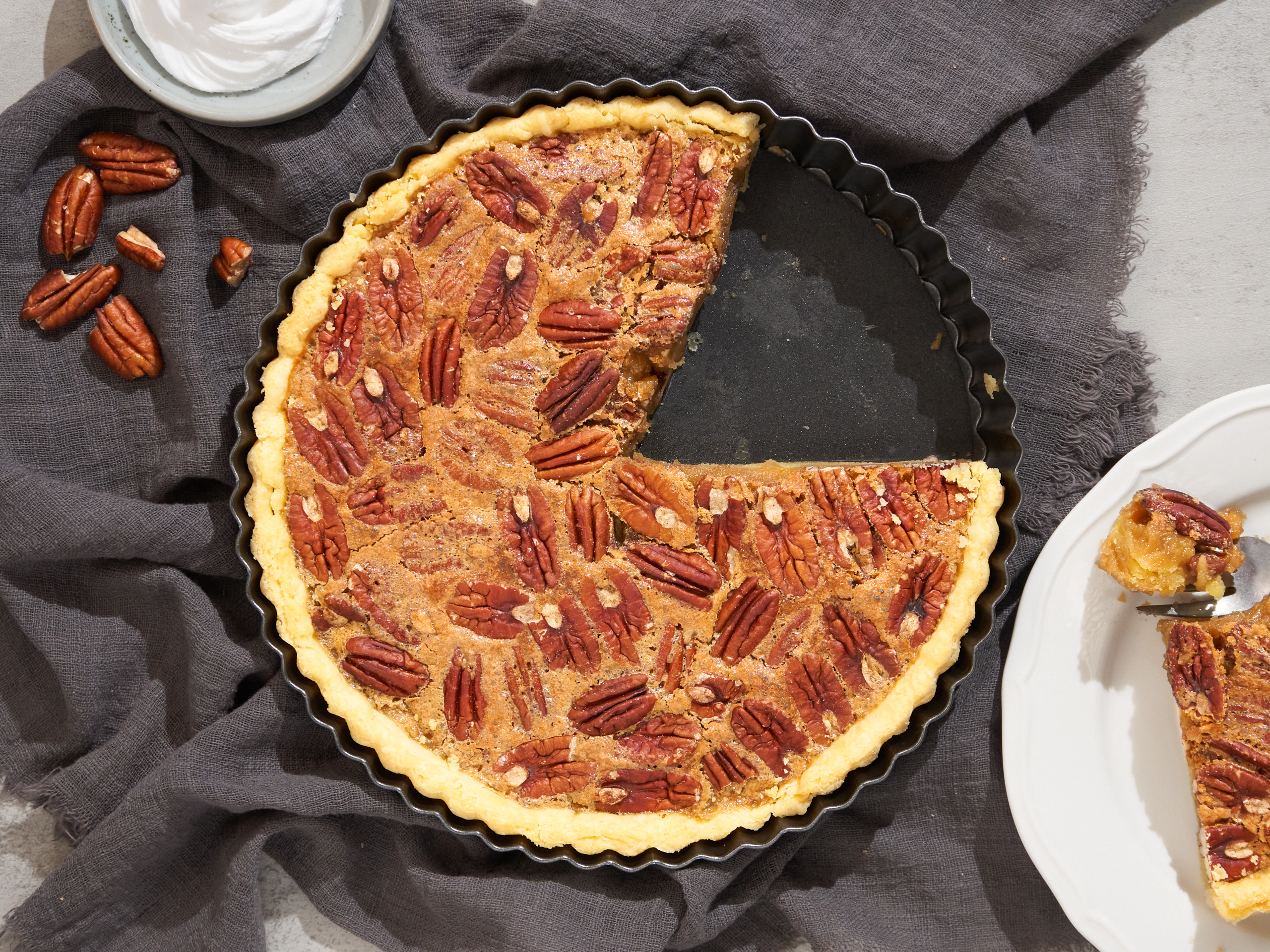 Easy Caramel Pecan Pie-image
